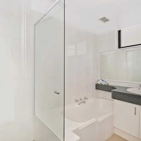 Tasman Towers 9 3 Munster Street Port Macquarie Apartment Room photo